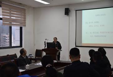 说明: C:\Users\Lenovo\Desktop\学校专家组参与公卫集体备课\DSC_8674.JPG